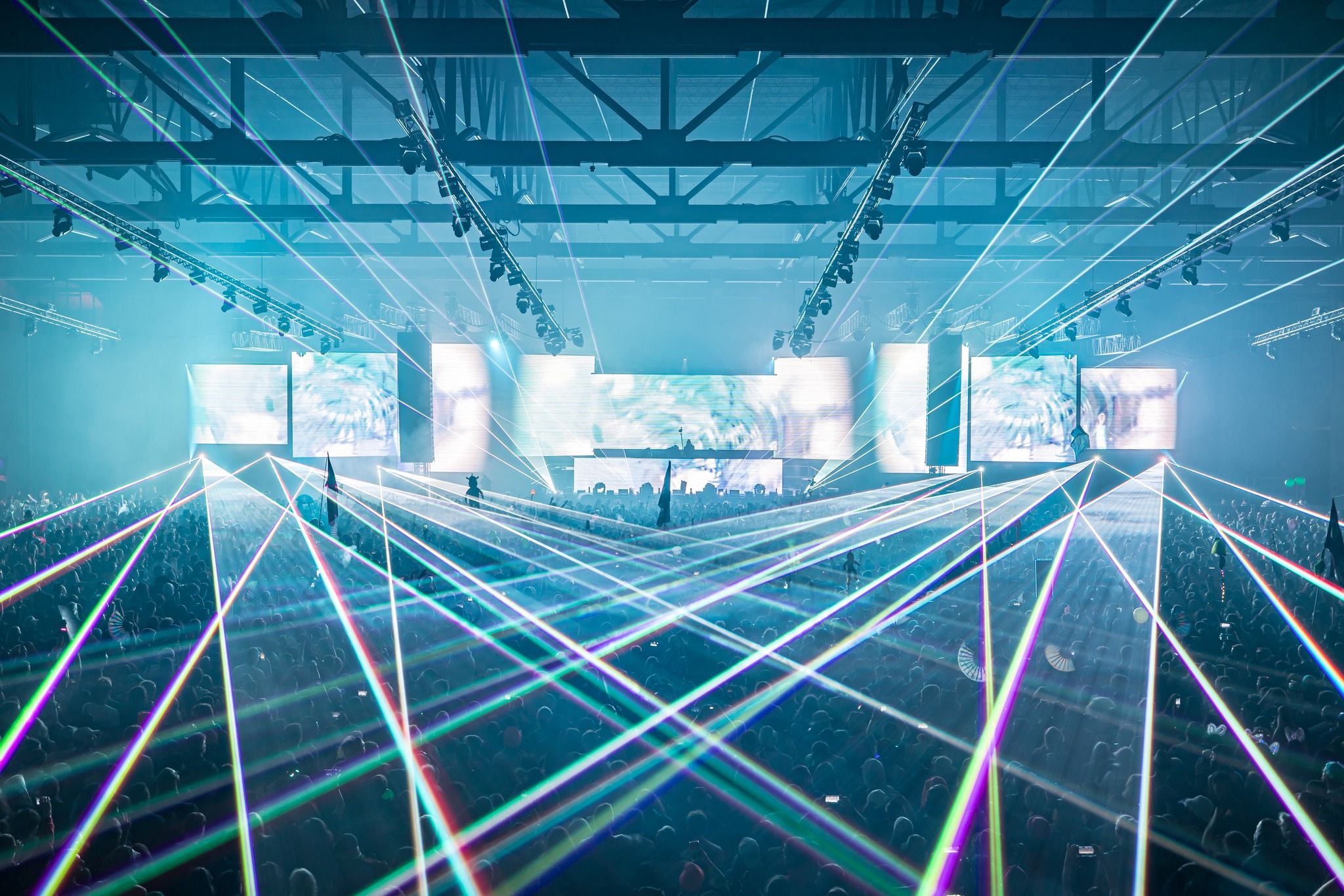 Amenities and Vendors to Explore at LAN